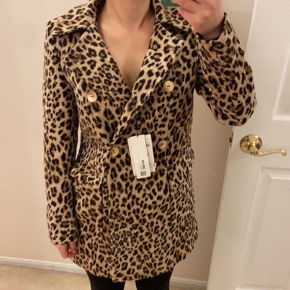 Zara leopard double button jacket. Xs - Picture 3 of 13